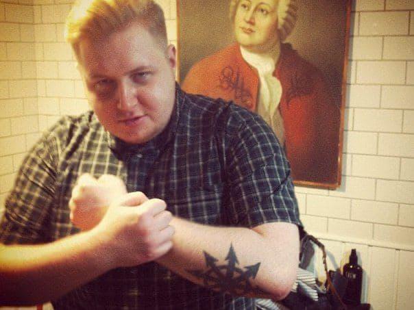 Redactorul-șef al site-ului "Sputnik i Pogrom" a murit la Moscova după ce a căzut de la etaj. Înainte de moarte, a prevestit sfârșitul Federației Ruse 742913