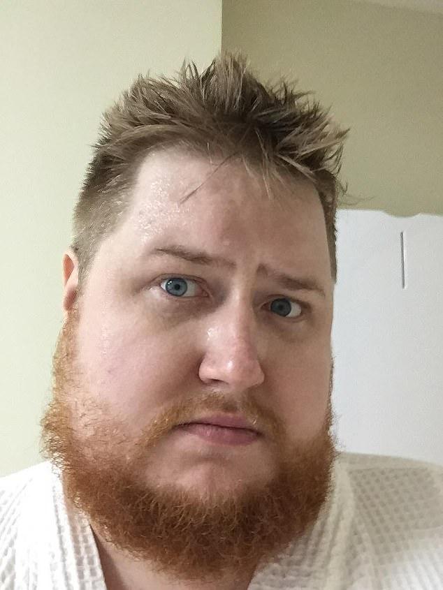 Redactorul-șef al site-ului "Sputnik i Pogrom" a murit la Moscova după ce a căzut de la etaj. Înainte de moarte, a prevestit sfârșitul Federației Ruse 742914