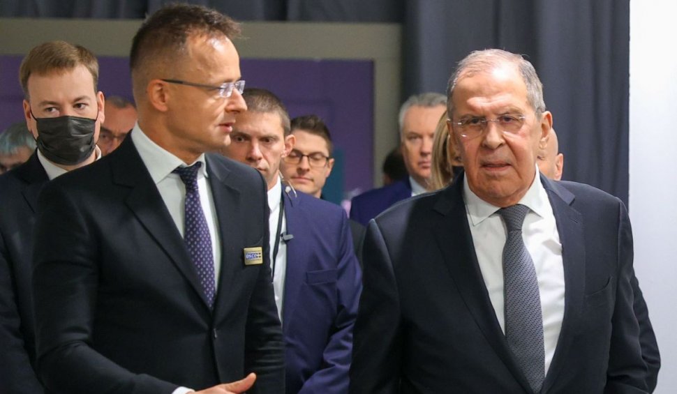 Ministrul maghiar de externe, premiat de Rusia: "Am combătut pandemia cu vaccin Sputnik și criza energetică cu gaz rusesc"