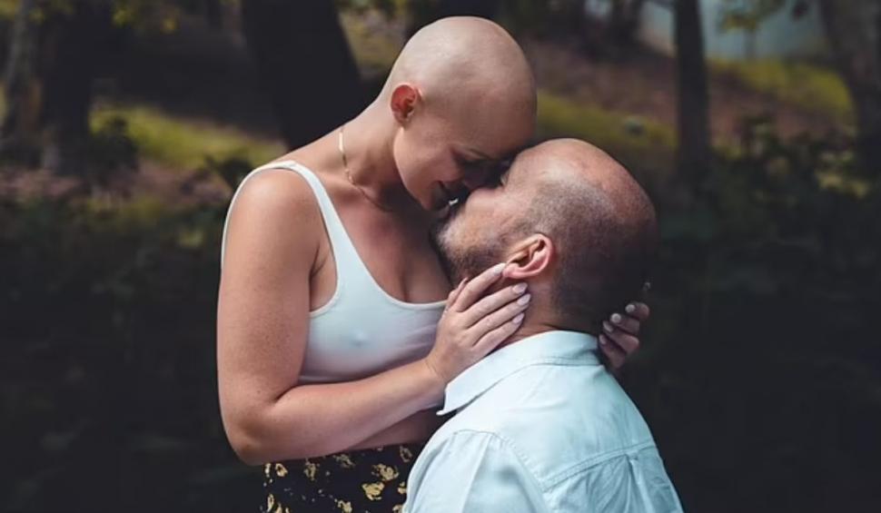 O tânără îşi organizează nunta, dar şi propria înmormântare, după ce medicii au anunţat-o că mai are de trăit câteva luni 743202