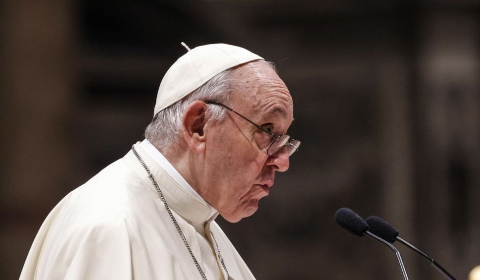 Papa Francisc a reușit să oficieze slujba de Anul Nou, după s-a retras în mod neașteptat cu câteva ore înainte