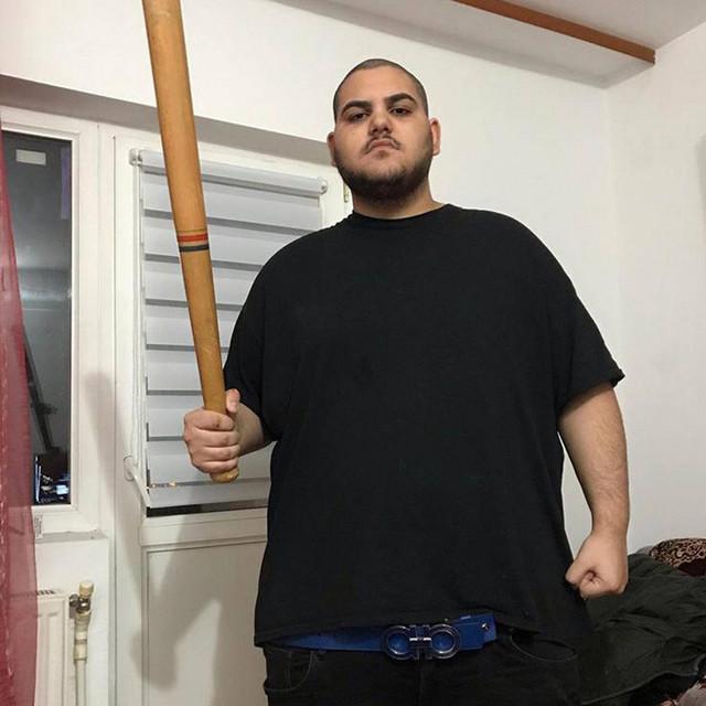 Alberto Grasu, unul dintre tinerii care au participat la petrecerea de Revelion în care a fost distrusă o vilă din București 743795