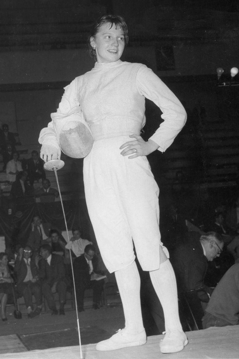 A murit Olga Orban-Szabo, prima medaliată olimpică şi prima campioană mondială a scrimei româneşti 744176