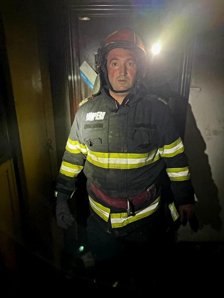 Incendiu la o garsonieră din Giurgiu. 9 persoane au fost evacuate 744156