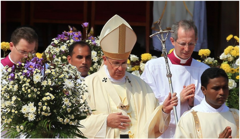 Papa Francisc îi consideră egoişti pe cei care îşi iau animale de companie în loc să facă un copil