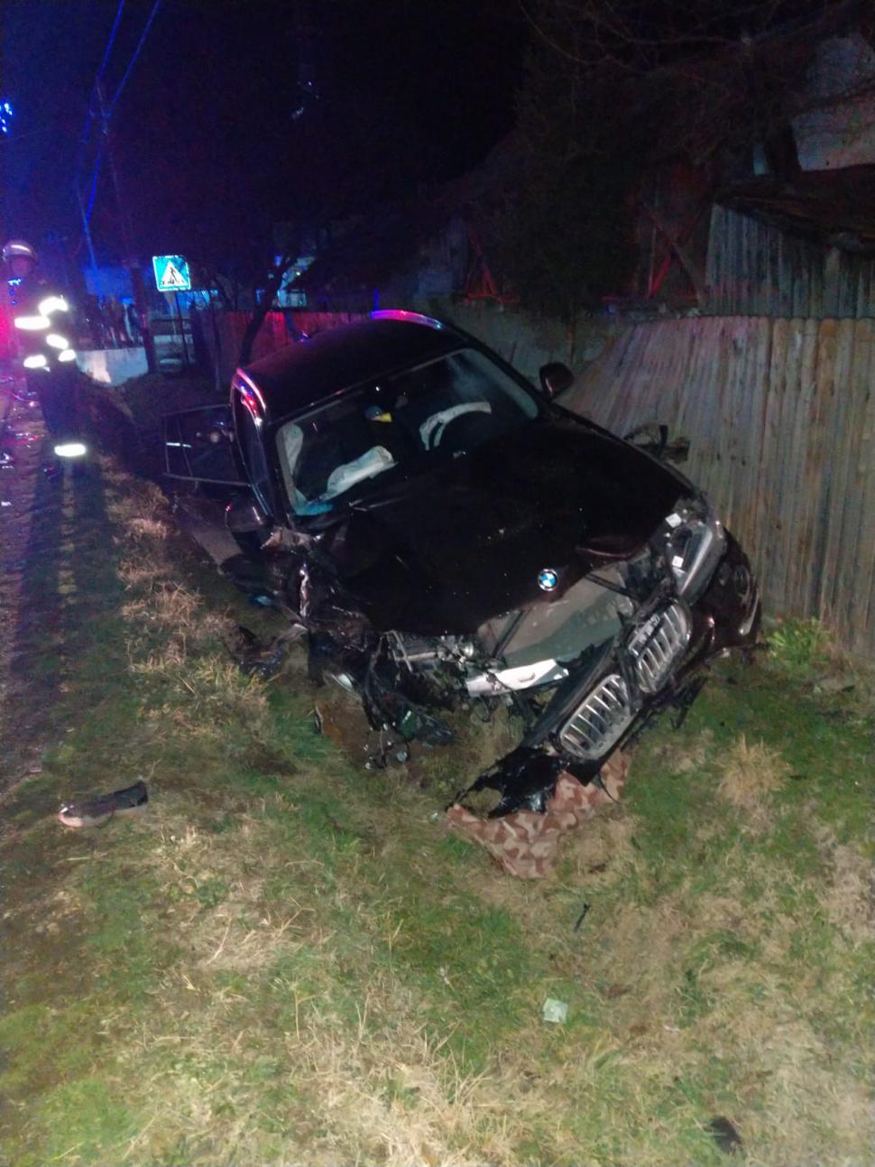 Șapte persoane dintre care trei pietoni, rănite într-un accident, în Dâmboviţa 744550