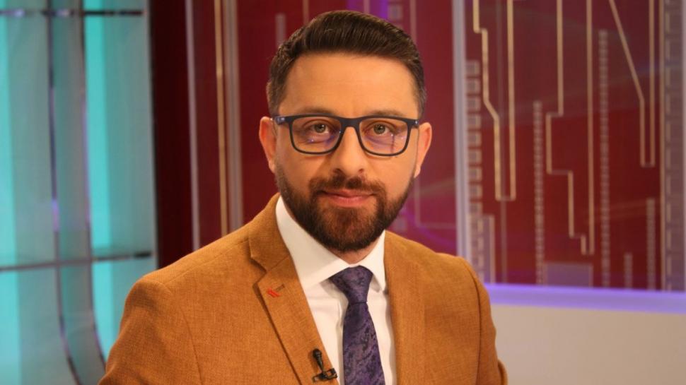 Jurnalistul Antena 3, Andrei Tomescu, este ținut în carantină deși are test RT-PCR negativ: ”Este ireal ce mi se întâmplă!”