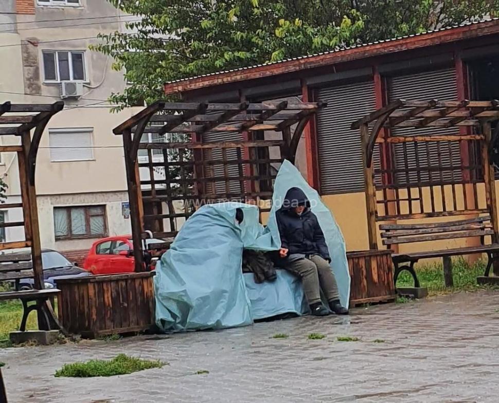 Liviu Chesnoiu, despre cazul de sinucidere în grup de la Călăraşi: "Oamenii ajung să își facă rău din cauza traiului greu" 744511