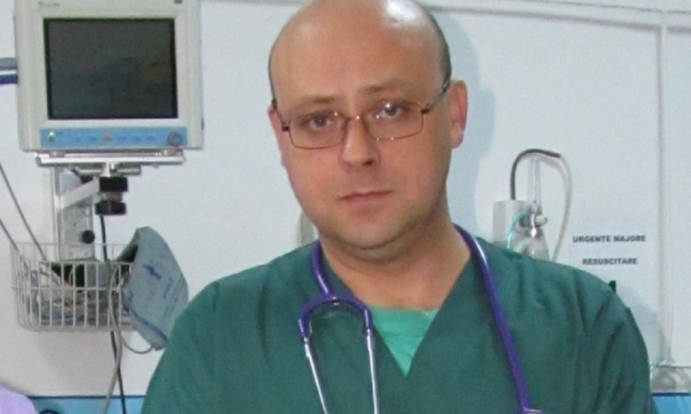 Un medic de 46 de ani din Botoşani a murit după ce a ieşit din gardă. Colegii susţin că suprasolicitarea la muncă e de vină