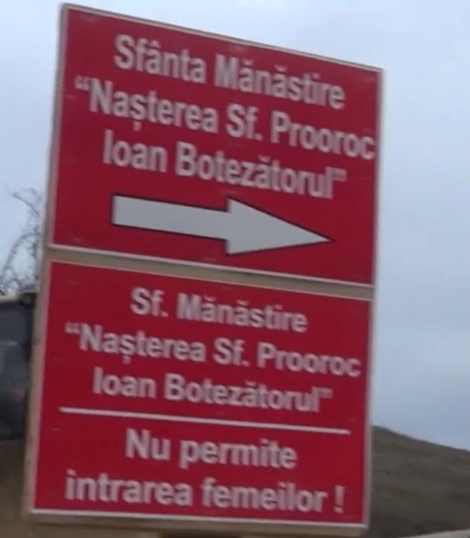 Primele imagini cu oraşul monahal construit de Gigi Becali în inima României. "Nu vor intra femeile, nici animale de parte femeiască"  744712
