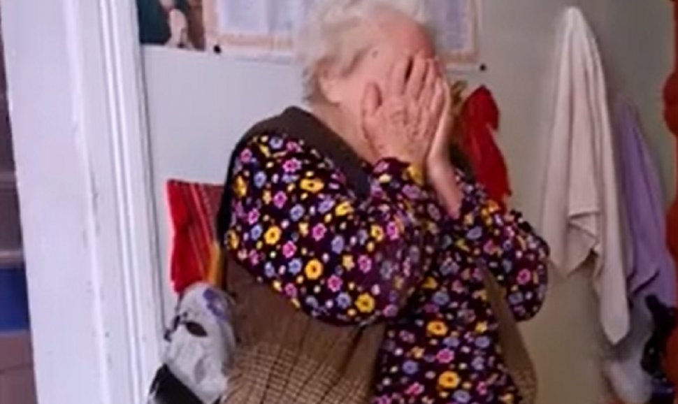 O bunică de 91 de ani renunţă la mâncare pentru plata facturilor. "O zi mâncăm, una nu"