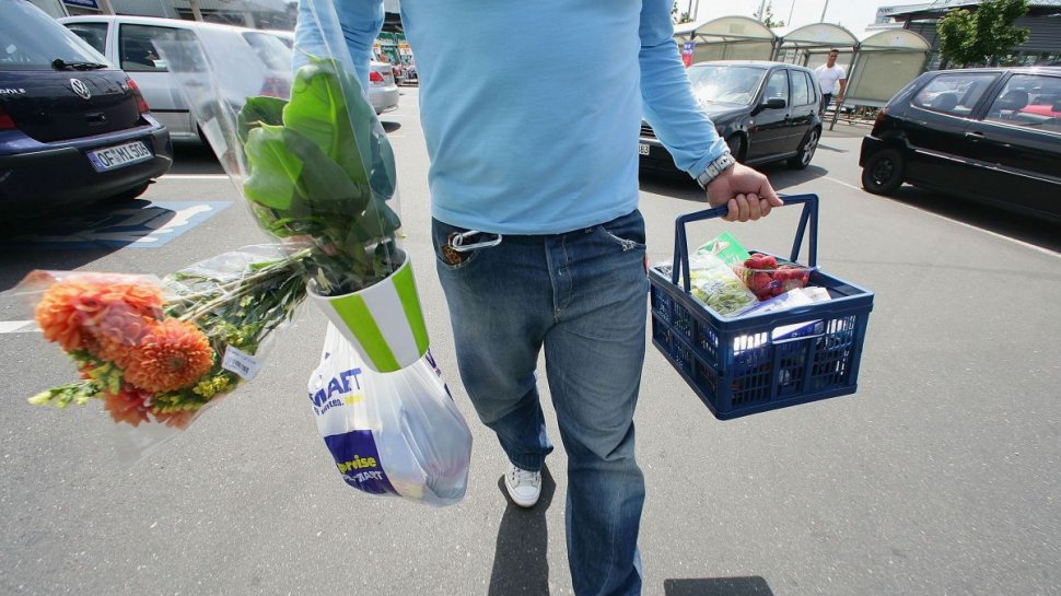 TVA zero pentru alimentele de bază, în România. Măsurile propuse de guvern vor fi prezentate Comisiei Europene