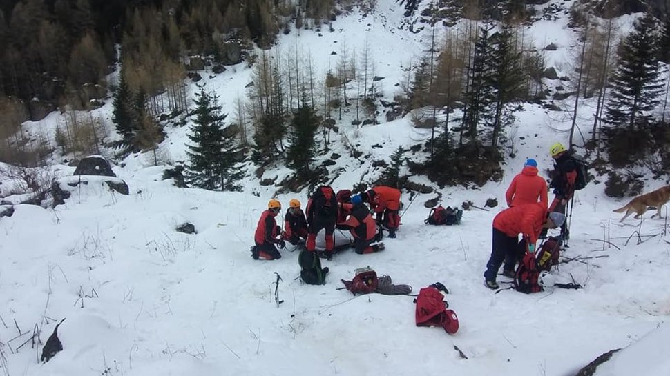 Tragedie în Munții Bucegi! O alpinistă cu experiență și-a pierdut viața, chiar de ziua ei