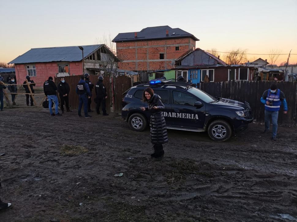 Acțiune în forță a polițiștilor la interlopii din Bolintin-Vale 745584