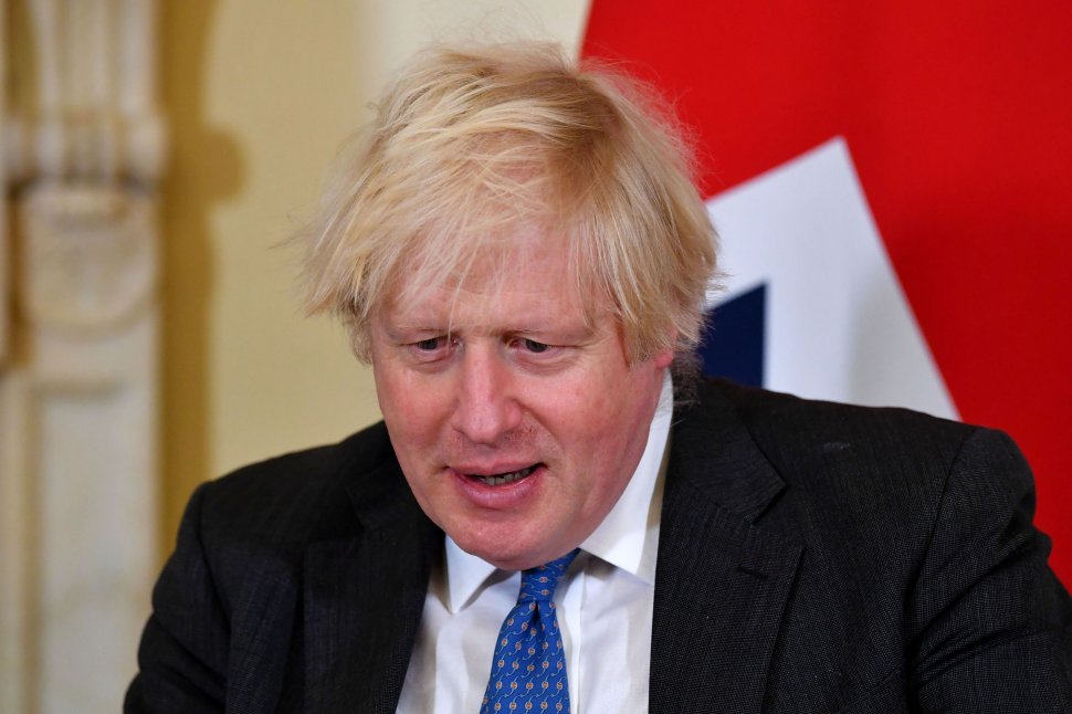 Boris Johnson i-a cerut scuze reginei Elisabeta pentru petrecerea organizată cu o zi înainte de îmnormântarea prințului Philip