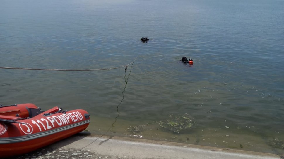 Un pescar mort și altul în spital, după ce au căzut, dintr-o barcă, în Dunăre