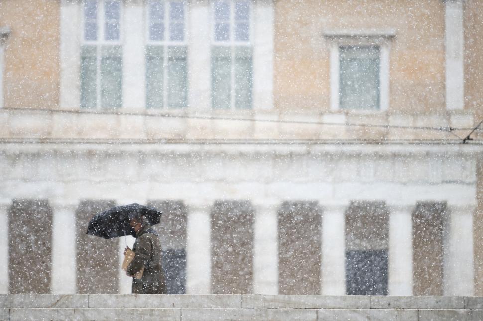 Iarnă extremă în Grecia și Turcia. O tornadă uriașă, filmată în insula greacă Andros 747148