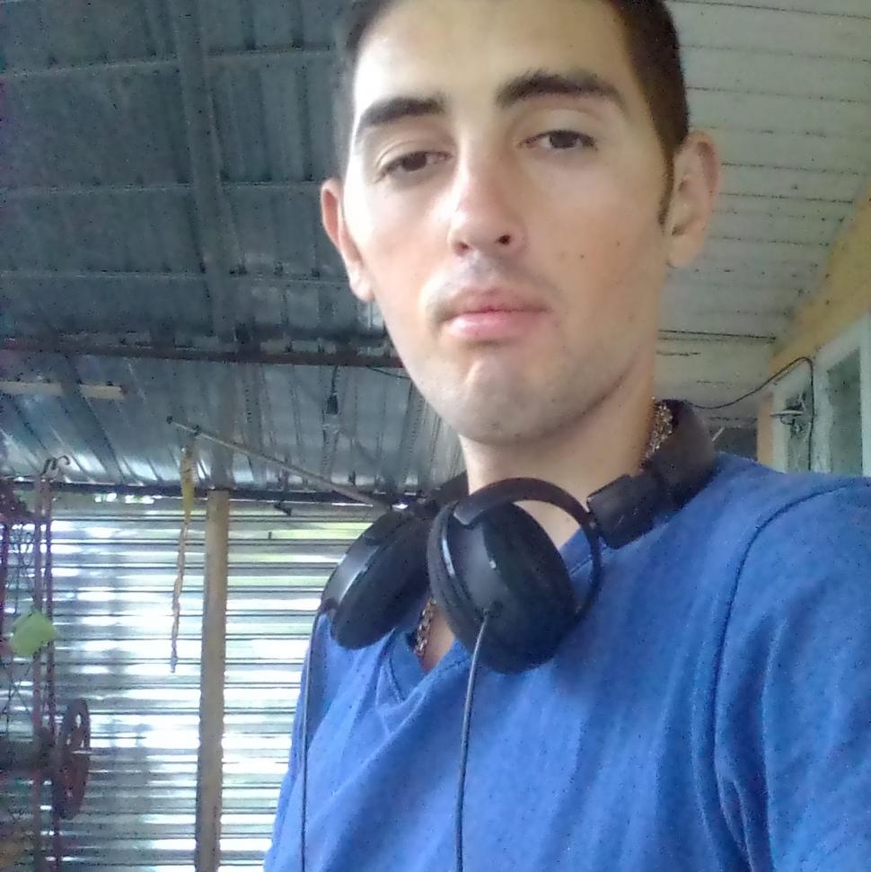 Tânăr de 24 de ani, mort în urma unui pariu stupid. A fost găsit în șanț, pe jumătate dezbrăcat, la Vaslui 747177