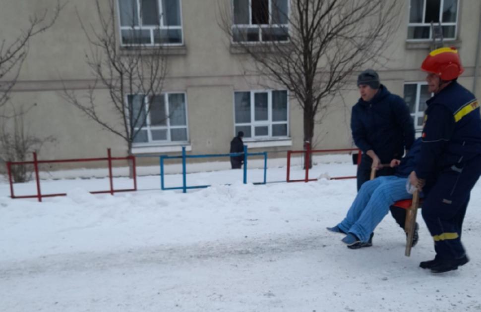 Incendiu la un cămin pentru bătrâni din Alba. Zeci de vârstnici au fost evacuaţi 747439