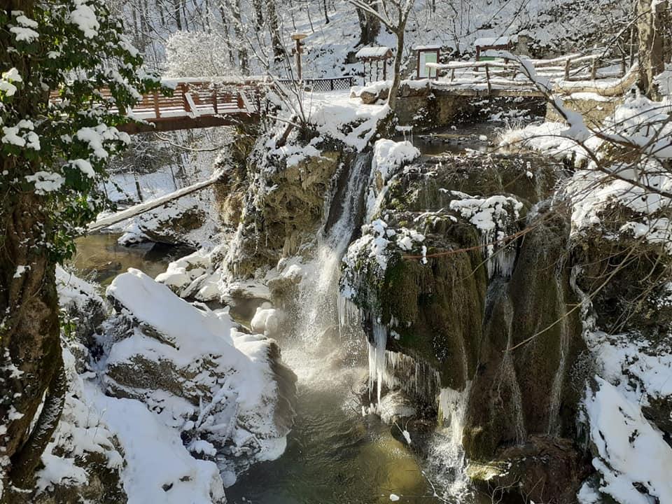 Imagini de poveste surprinse la Cascada Bigăr şi Cârşa: "Este o priveliște minunată și o oază de liniște" 747820