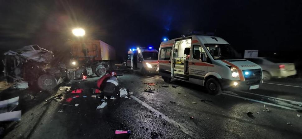 Accident cu 7 morţi, după un impact devastator la Sârca, în Iaşi. S-a deschis dosar penal în acest caz 748206