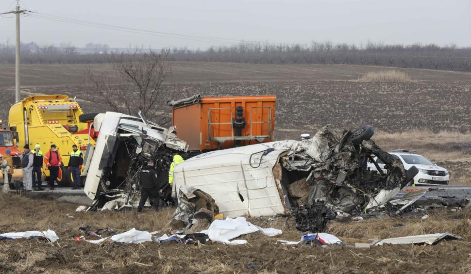 "Înţelegeţi o dată pentru totdeauna!" | Ministerul de Interne, apel disperat pe Facebook după accidentul cu 7 morţi din Iaşi 748247