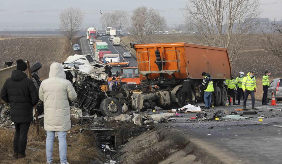 "Înţelegeţi o dată pentru totdeauna!" | Ministerul de Interne, apel disperat pe Facebook după accidentul cu 7 morţi din Iaşi 748248