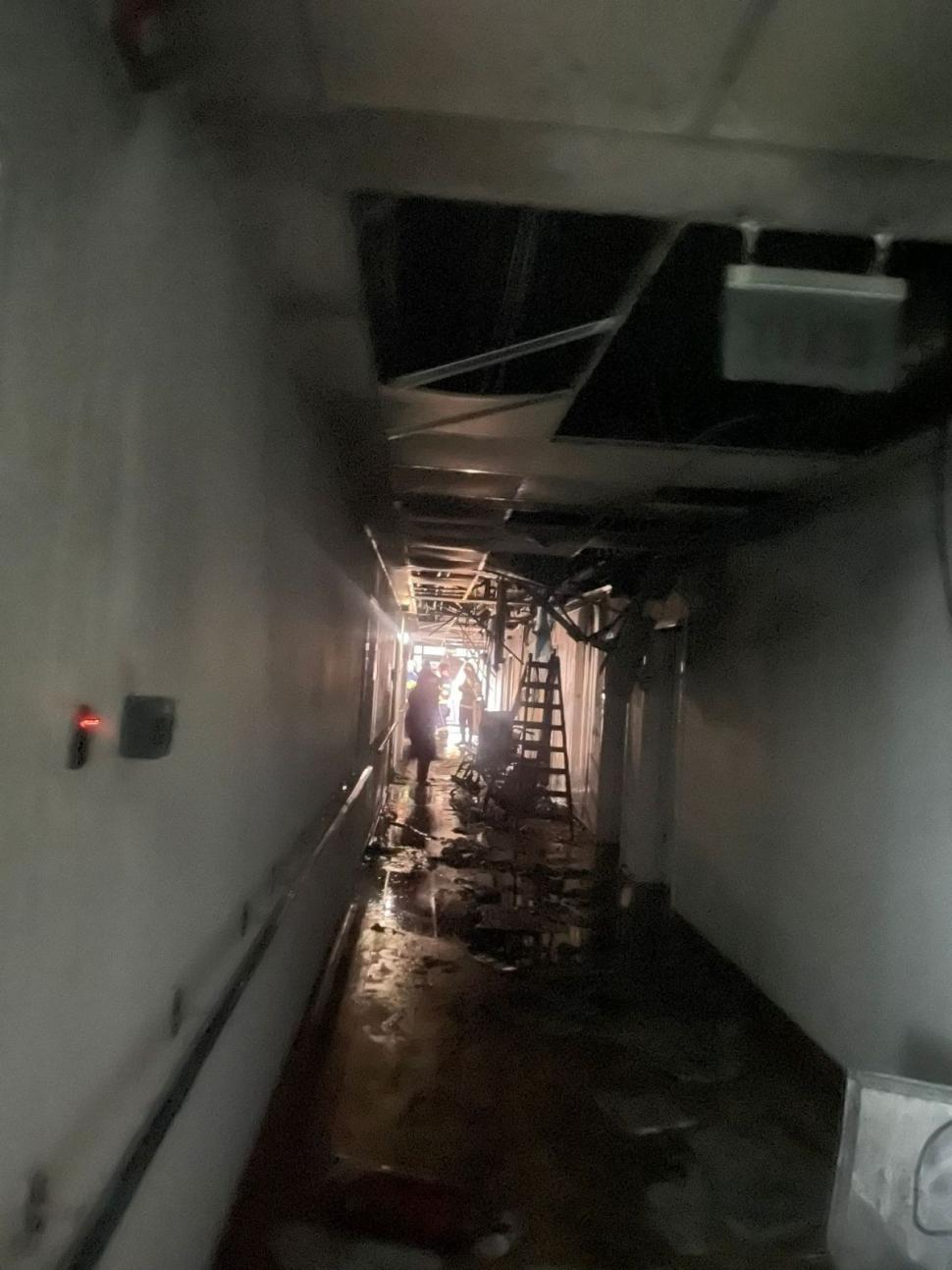 Primele imagini din interiorul Spitalului Suceava care a luat foc noaptea trecută 748683