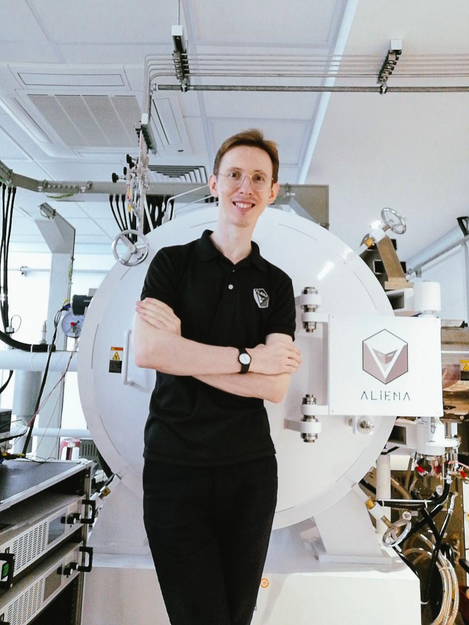 Povestea unui tânăr din Humuleşti care face motoare pentru nanosateliţii lui Elon Musk: "Am văzut un vis împlinit" 748866