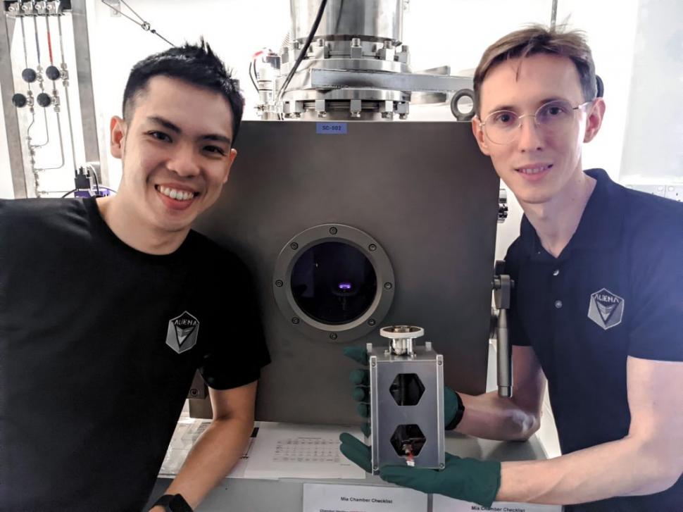 Povestea unui tânăr din Humuleşti care face motoare pentru nanosateliţii lui Elon Musk: "Am văzut un vis împlinit" 748867