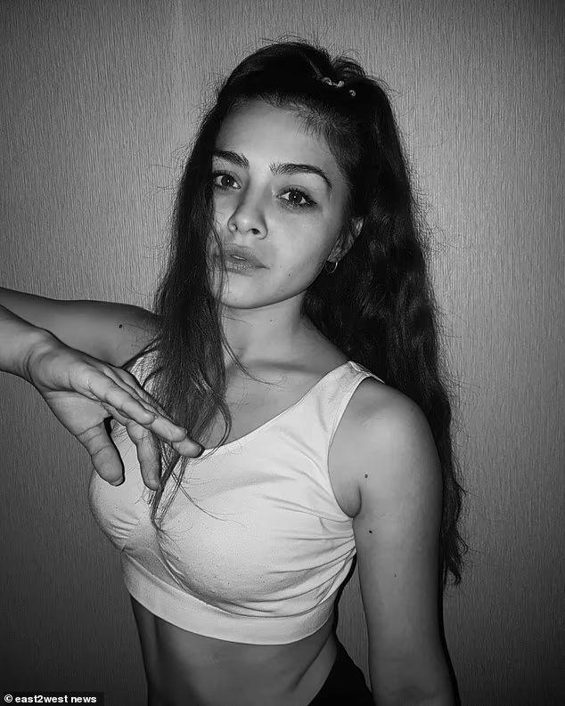 O tânără însărcinată a murit din cauza părului lung, chiar în timp ce încerca să se angajeze 748854