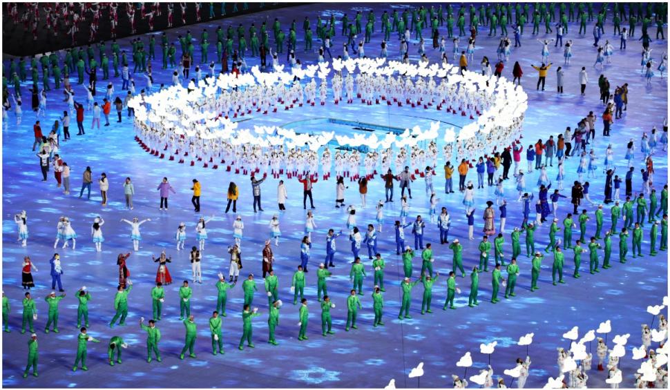 Președintele Chinei a deschis oficial Jocurile Olimpice de iarnă de la Beijing. Imagini impresionante de la ceremonie 749031