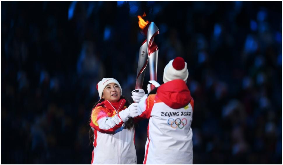 Președintele Chinei a deschis oficial Jocurile Olimpice de iarnă de la Beijing. Imagini impresionante de la ceremonie 749038