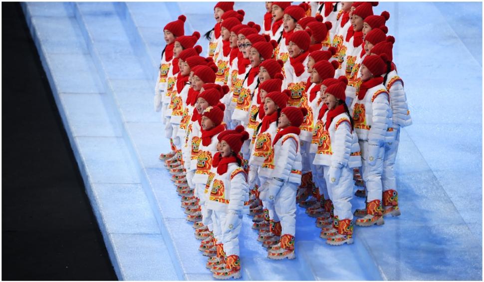 Președintele Chinei a deschis oficial Jocurile Olimpice de iarnă de la Beijing. Imagini impresionante de la ceremonie 749042