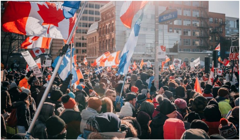 Manifestaţii anti-măsuri sanitare în Canada | Primarul a declarat stare de urgență în capitala Ottawa