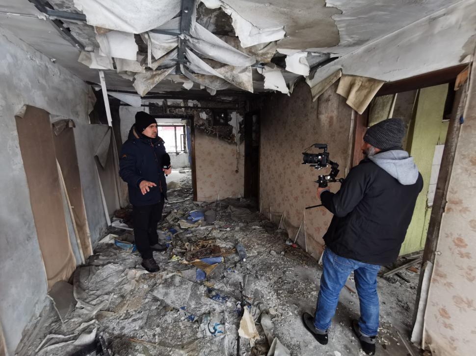 Antena 3, în direct de pe linia frontului | Mărturii cutremurătoare dintr-un oraş devastat de război: "Se trage încontinuu. De 8 ani stau fără geamuri în casă" 749540