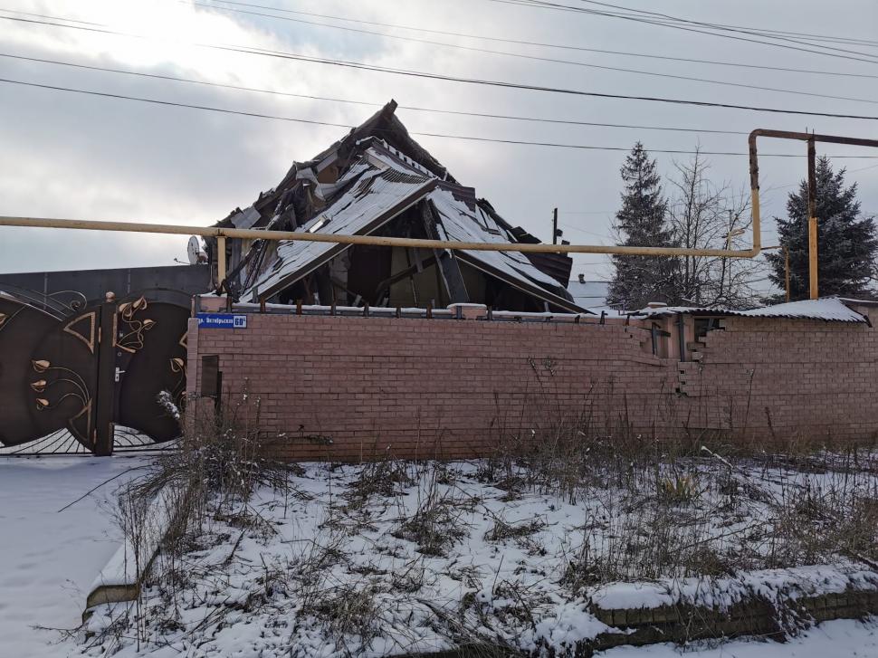 Antena 3, în direct de pe linia frontului | Mărturii cutremurătoare dintr-un oraş devastat de război: "Se trage încontinuu. De 8 ani stau fără geamuri în casă" 749557