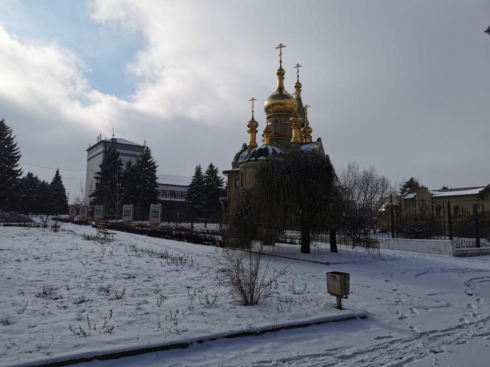 Antena 3, în direct de pe linia frontului | Mărturii cutremurătoare dintr-un oraş devastat de război: "Se trage încontinuu. De 8 ani stau fără geamuri în casă" 749558