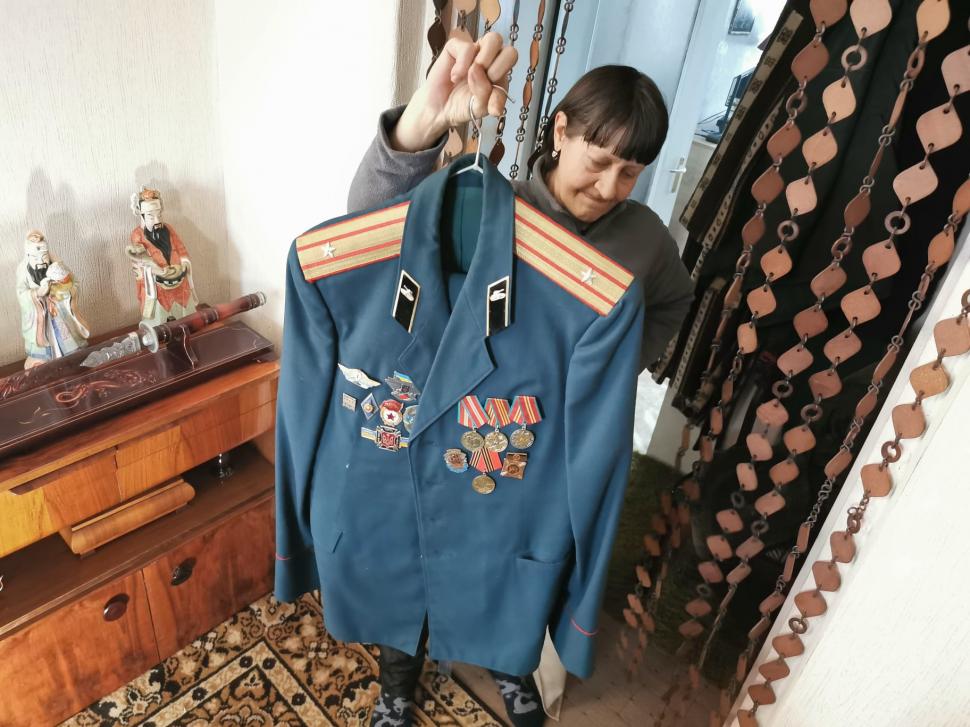 Antena 3, în direct de pe linia frontului | Mărturii cutremurătoare dintr-un oraş devastat de război: "Se trage încontinuu. De 8 ani stau fără geamuri în casă" 749563