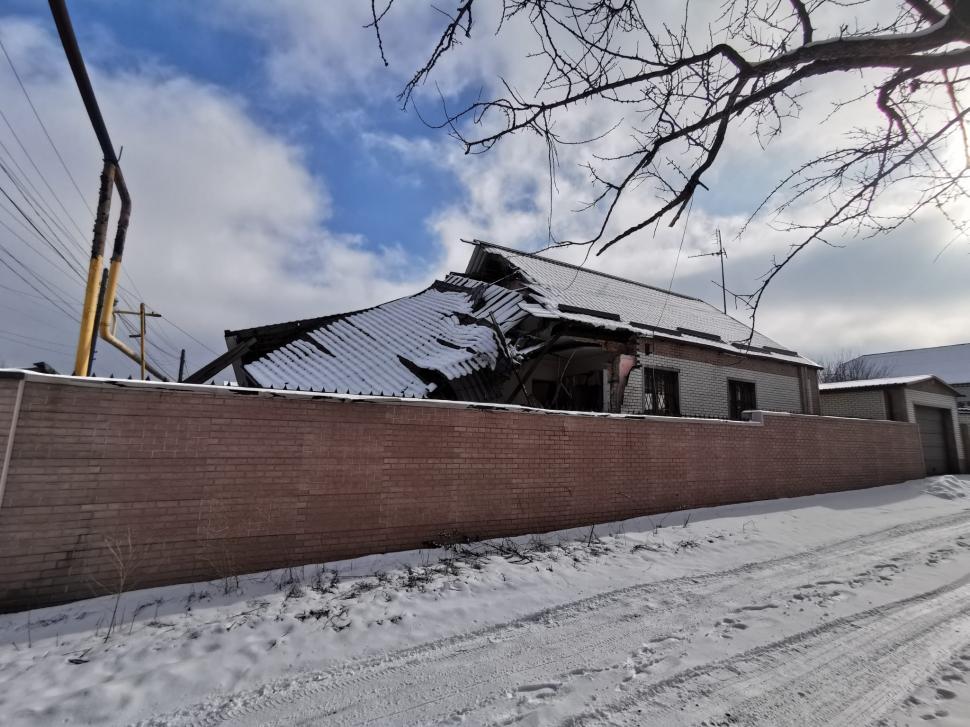 Antena 3, în direct de pe linia frontului | Mărturii cutremurătoare dintr-un oraş devastat de război: "Se trage încontinuu. De 8 ani stau fără geamuri în casă" 749564