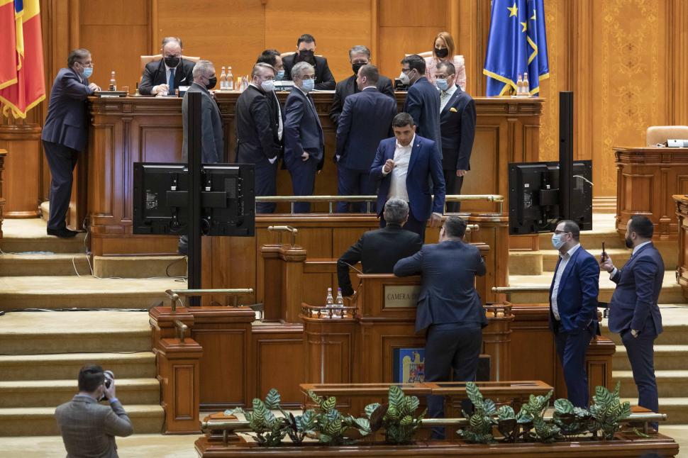 Parchetul General a deschis dosar penal pe numele lui George Simion, după ce l-a agresat pe ministrul Popescu 749714