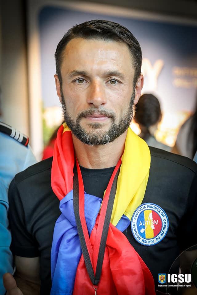 Iulian este pompierul ISU din Botoșani care a câștigat un ultra-maraton în Laponia, la -35 de grade, pentru copiii cu autism 749644