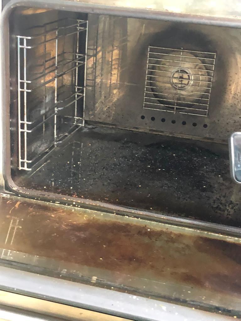 Restaurante dintr-un important mall din Capitală, închise temporar. Ce au găsit inspectorii ANPC în timpul controlului 749879