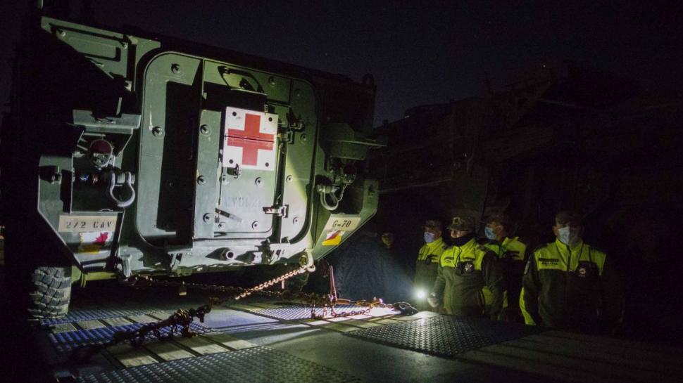 Primele imagini cu blindatele americane Stryker în România  750137