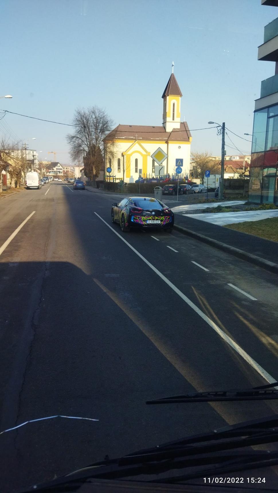 Anda Adam și-a parcat din nou bolidul de lux într-un loc nepermis. Cu ce argument a venit de data aceasta 750545