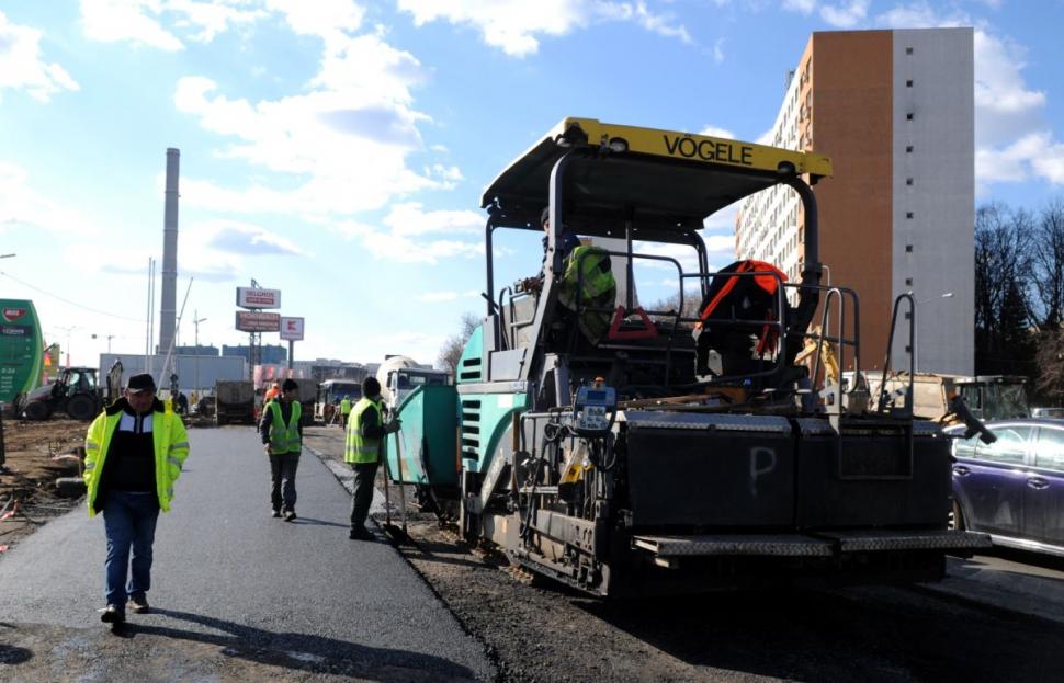 Circulație deviată în sectorul 4, din cauza unor lucrări: ”Rugăm toți participanții la trafic să încerce să evite zona!” 750363