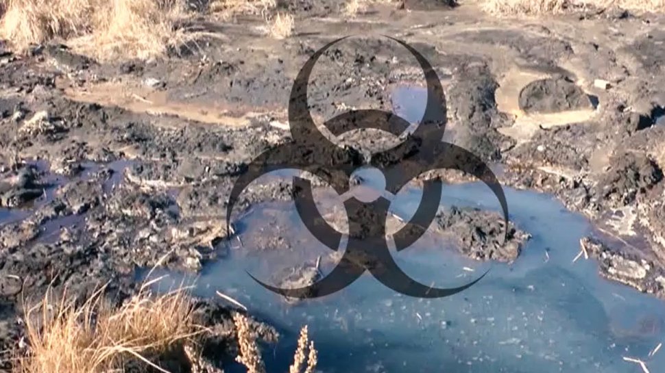Bombă ecologică devastatoare la Oneşti. Munţi de reziduuri cancerigene ameninţă sute de mii de oameni