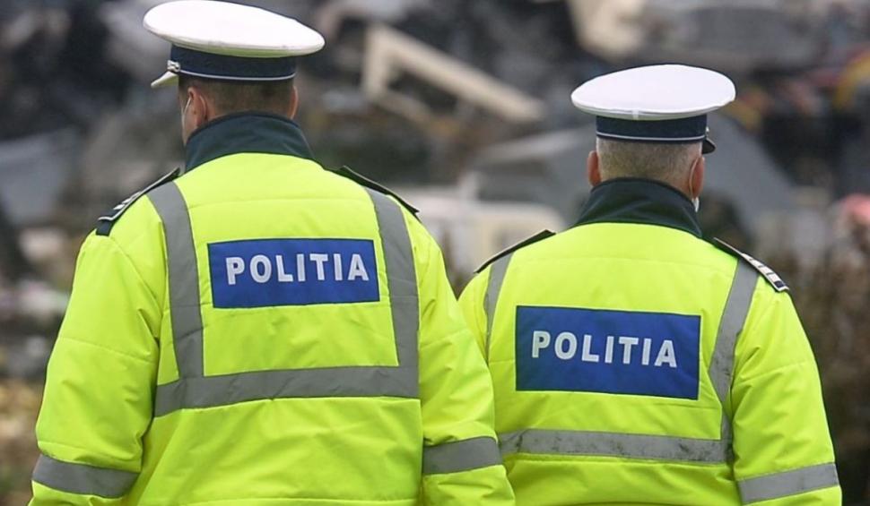 Un polițist și un jandarm din Brăila au fost atacați de un om al străzii cu o substanţă chimică