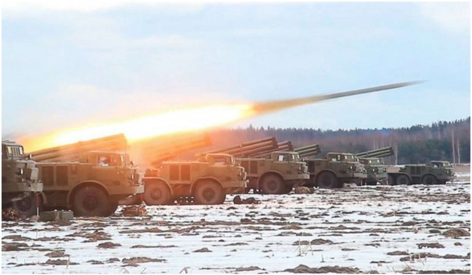 Rusia trimite alte mii de soldați și echipament militar mai aproape de granița cu Ucraina 