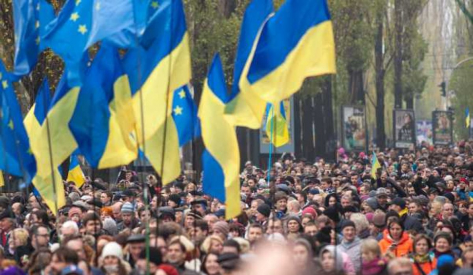 Protest la Cernăuți: Ucrainenii se mobilizează după ultimele amenințări de invazie rusească